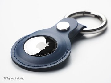 Keyring with holder for AirTag